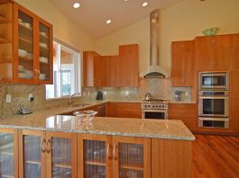 מדפים לקולטי אדים ומיקרוגלים מדפים לקולטי אדים ומיקרוגלים