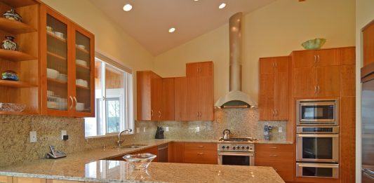 מדפים לקולטי אדים ומיקרוגלים