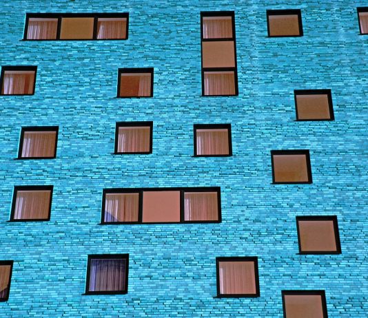 חלונות מיוחדים מאלומיניום